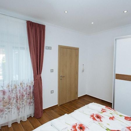 Apartmani Mikic Палич Экстерьер фото