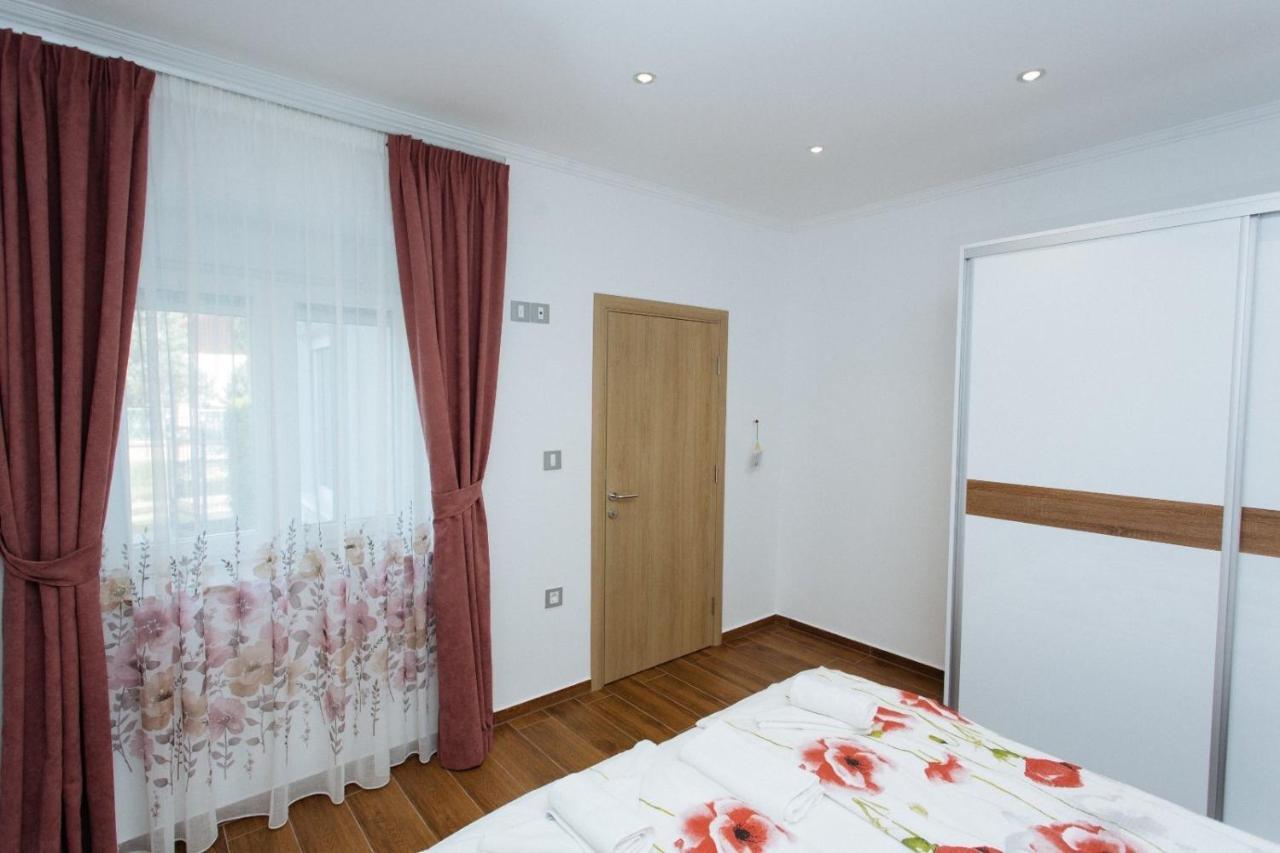 Apartmani Mikic Палич Экстерьер фото